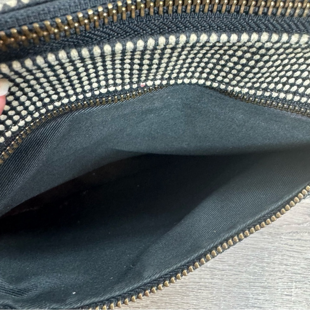Fossil Kinely Crossbody Bag Leather and Textile Checkered Black & White - Picture 4 of 13